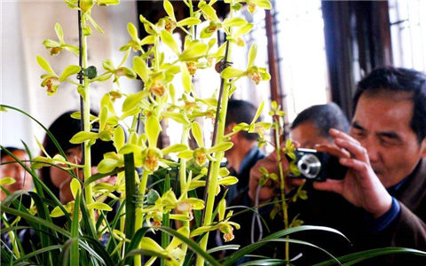 �ҏ��_���펧���m���ݣ��_���조�Ї��m��֮�l��