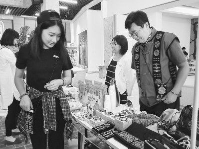 �D���_�����|�Ą���Taunpake���ң�������������Ʒ�������˅��^�ߵ�Ŀ�⡣