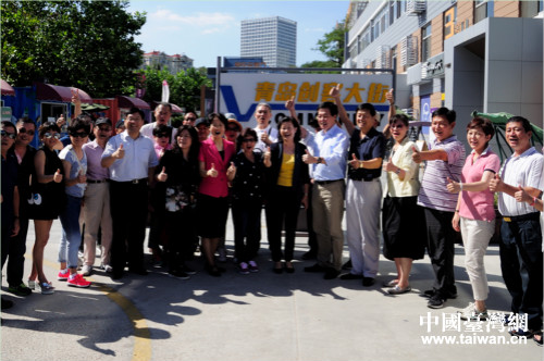 �_��<a  target='_blank' class='keywordsSearch'><p align=