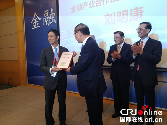 �ɰ���I�ҷ�����ڮa�I�������MС�Mꑷ��ټ��˄������ڽoһ�Ȫ��Ŀ�����C��