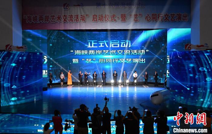 ���۽����{Փ�������{�ɰ�ˇ�g������ӏB�T����