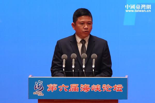 ���|�����������L���r��������� ���ꄓ��r��