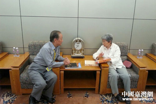 �ػ��о�ԺԺ�L(zh��ng)���\Ԋ(sh��)�c�_(t��i)�����h��ϯ��Ľ����(hu��)��