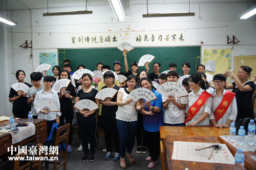 �ɵ،W���M���˕��������������]����ī