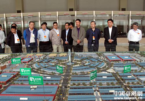 ���R���_�̞H���С��_�̵�ɽ�|�۹⿼��