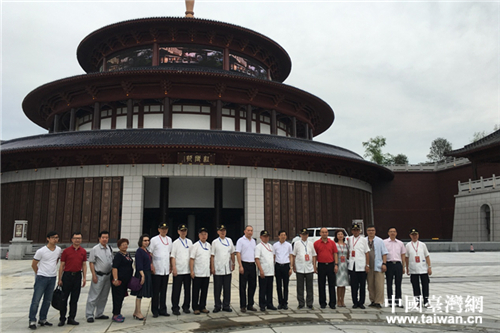 ���L�F(tu��n)һ�����[�tľ�Ļ����[�ǡ�