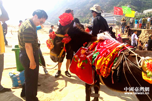 ë�H��С�ڡ������˅��L�F(tu��n)Ŀ�⡣