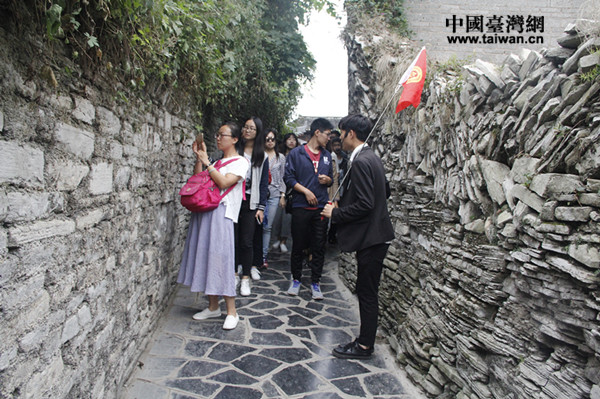 ���r���(zh��n)�����ɫ�ģ�����620��vʷ�ı��֣�����Ŵ�ם{����ʯ�ҡ��Sɳ����