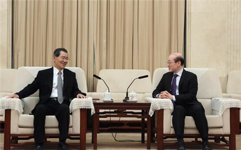 ���Y(ji��)һ��(hu��)Ҋ(ji��n)ʒ�f(w��n)�L(zh��ng)