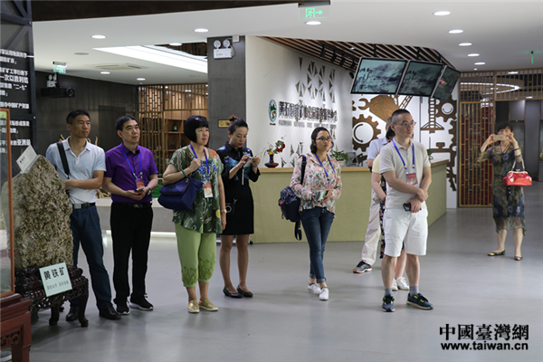 �����^��β�����|�������{�ɰ�ý�w�G���С����L�Sʯ���ҵVɽ���@�����Ї��_���W ۬���� �z��