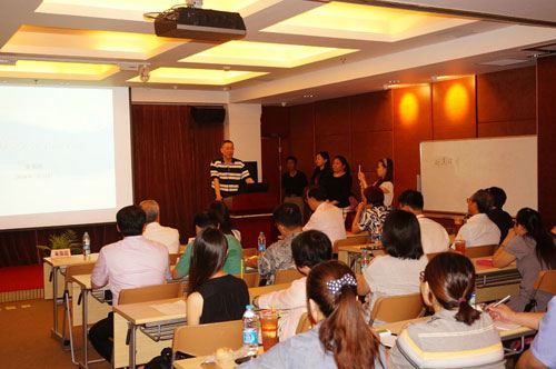 7��22�գ��Ϻ����_(t��i)�f(xi��)�ʳ��ί��(hu��)���_������ӑ��(hu��)��