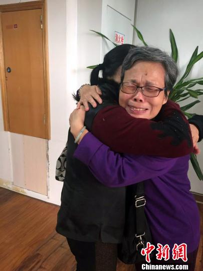 �����_(t��i)���H�ٓ����ό����_(t��i)�k���κ�Ҋ(ji��n)˪�����_(d��)�м�֮�顣���f���� �z