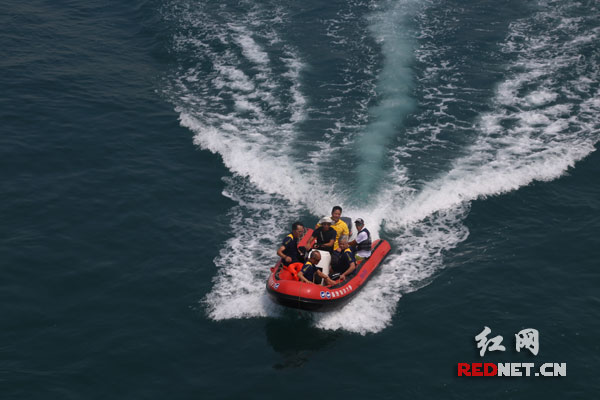 ��ˮ����(d��ng)�xʽ֮�󣬽̾��ȹ����ˆT����ͧ�c�ϸ�݆�ϵĻ��(d��ng)��ָ�]�R�ϡ�