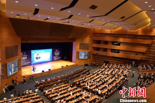 �ɰ��I(y��)�羫Ӣ�����ꄓ(chu��ng)�I(y��)�I(xi��n)���\�ҡ�