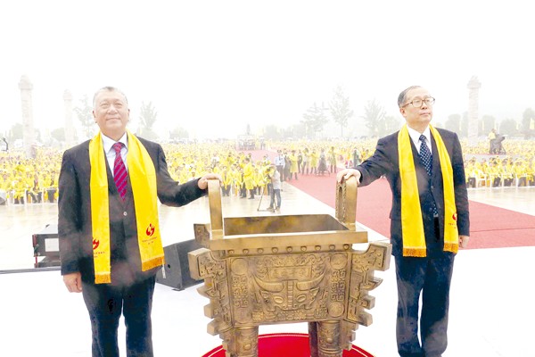 ȫ�����f����ϯ�κ��f���󣩣�ʡί��ӛ��ʡ�˴�ί�����������ң��ң�����ʥ�T��