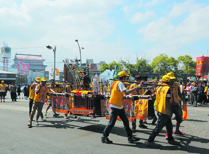 �_�����m�h�_չ����Ѳ�ֻ��