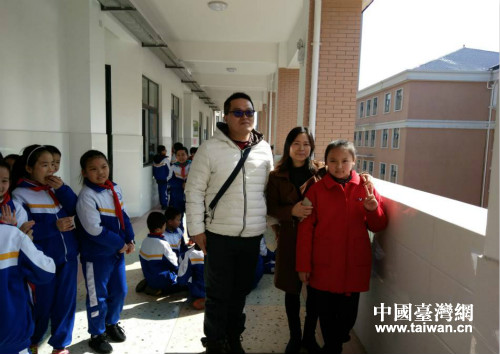 �_(t��i)��С���Ѳ��꺭�M(j��n)������У�ᣨ��һ����꺭���Ҷ����Ůʿ���������������