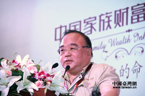 �_(t��i)�����ʳƷ���F(tu��n)���¾���ϯ�n�����ǰ�څ��c���Ї�����ؔ(c��i)�����з��(hu��)���r(sh��)�����Լ�������I(y��)�Ă��н�(j��ng)�(y��n)