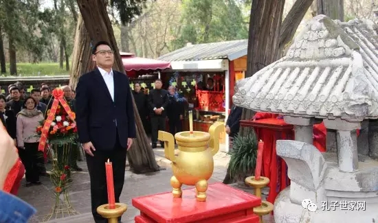 �����������Ӻ���ጵ�xʽ����������¡���e��