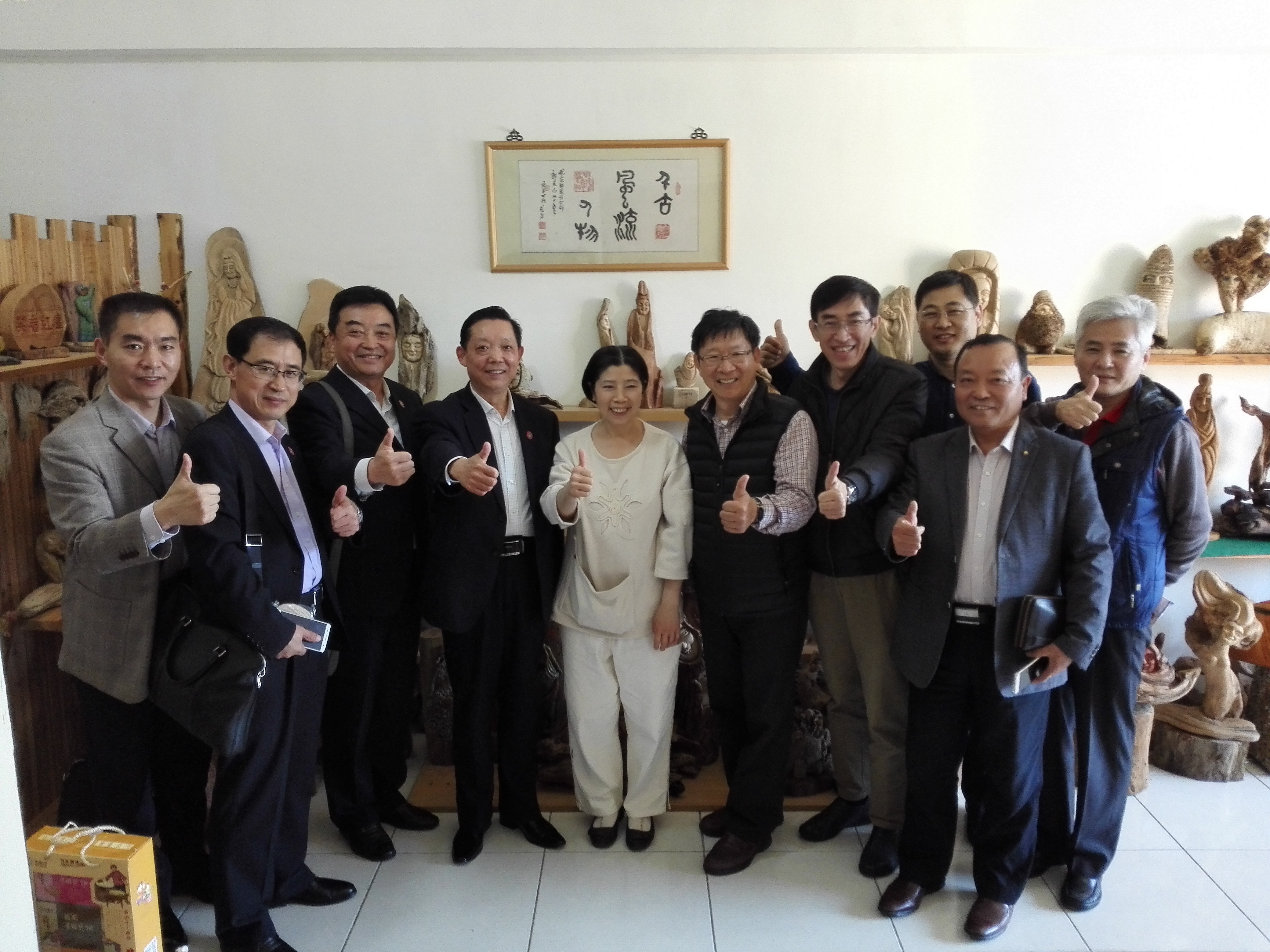 3��27�գ�ʡ�_(t��i)�k�����Ρ�ʡ�_(t��i)��(li��n)�x��(hu��)��(hu��)�L(zh��ng)������һ���c��¡��ɽ�|ͬ�l(xi��ng)��(hu��)��Մ�������������u��������Ư��ľ��̎�������