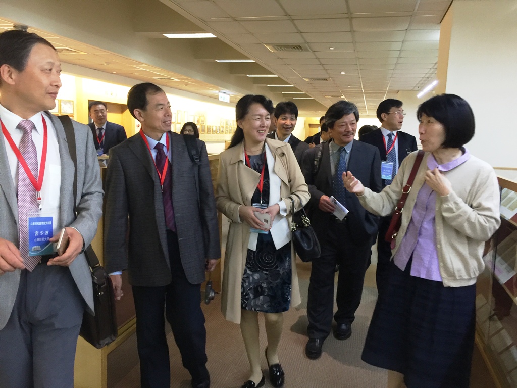 �D���B���_����Уͬ�lչ�������Ļ��zӰչ���Ļ���W�_Ļ