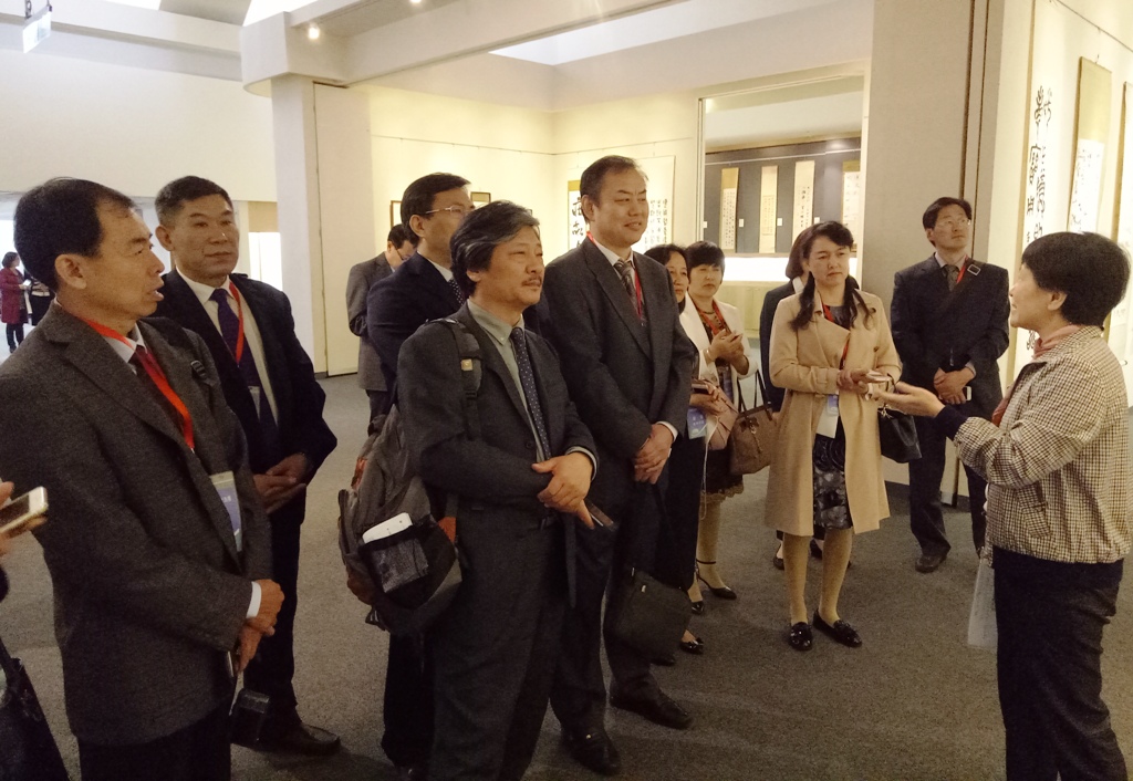 �D���B���_����Уͬ�lչ�������Ļ��zӰչ���Ļ���W�_Ļ