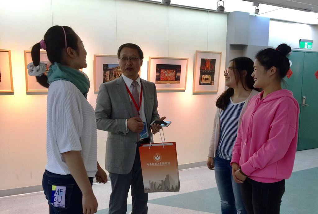 �D���B���_����Уͬ�lչ�������Ļ��zӰչ���Ļ���W�_Ļ