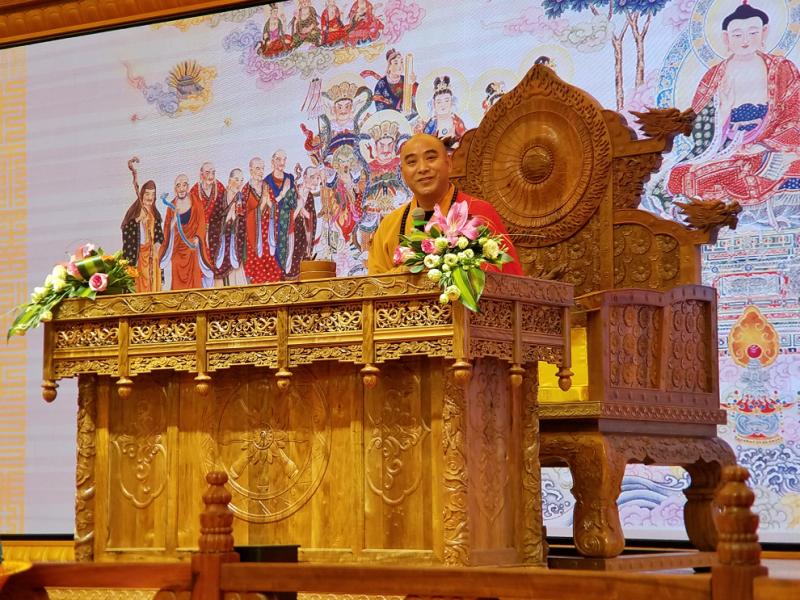 2018�q���������´����������F����