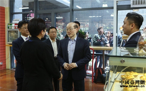 ���Y(ji��)һ���Ϻ��{(di��o)�Ќ�(du��)�_(t��i)����