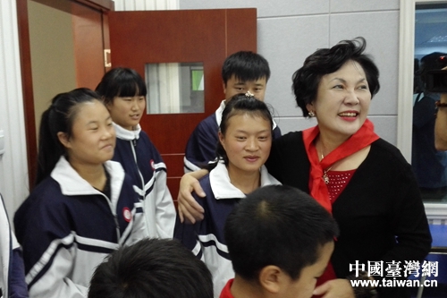 �_(t��i)�̶���ؑŮʿ����һ���c�����W(xu��)���H�н���