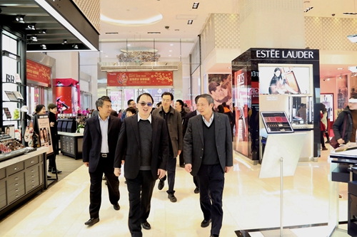 �Ĵ�ʡ�_�k���������t����һ��һ�����Lο���_��Ⱥ��V��