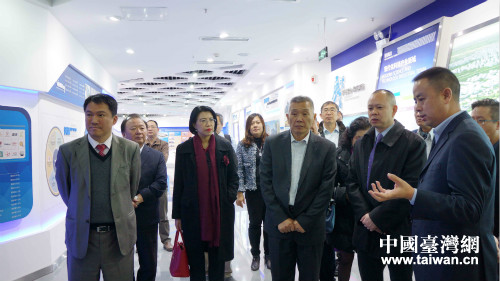 ��־�У�ǰ��������һ�Ѕ��L��ꖸ��^�Ƽ���I��������