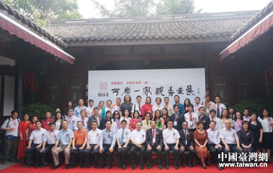 �_Ļʽ���e��Ӱ