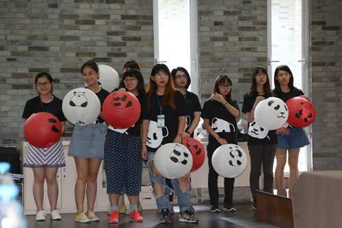 �_���W��չʾ�Ą���Ʒ�Y�I�xʽ�F��