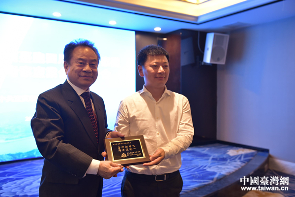 ��_Тٛ�����������gӭ�r���������ٽy(t��ng)һ��С����