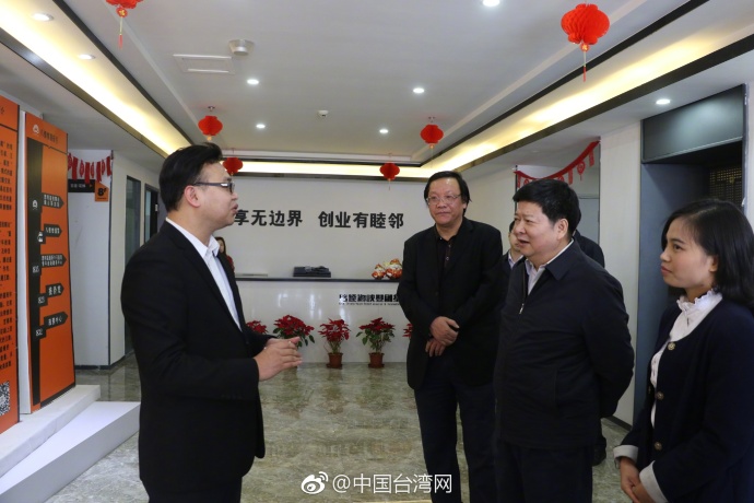 �������ڏB�T�{���_�����ꄓ�I��r ���������_��