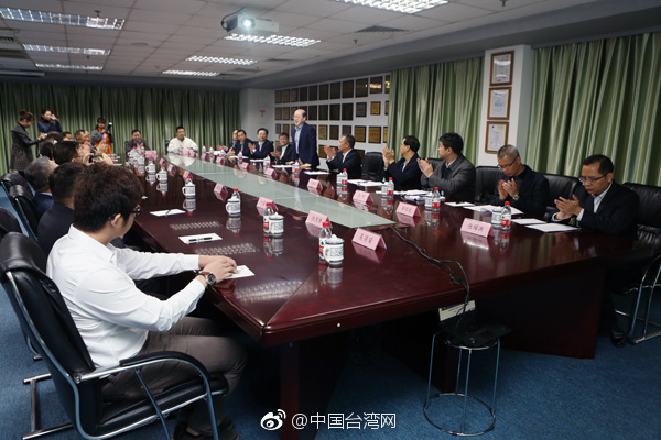 ���Y(ji��)һ���(l��)��ݸ�_(t��i)��ץס�C(j��)�� ���ϴ�ꑽ�(j��ng)��(j��)�l(f��)չ��܇