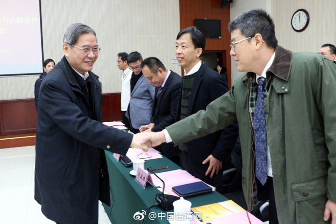 ��ѩ����Σ�������׌�_����ů��