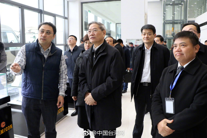 ��ѩ����Σ�������׌�_����ů��