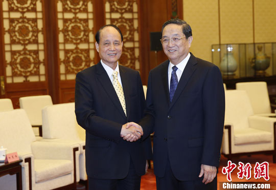 �������M�솢��(d��ng)�̺��ɰ��Ľ̵ȸ��I(l��ng)������f(xi��)�h