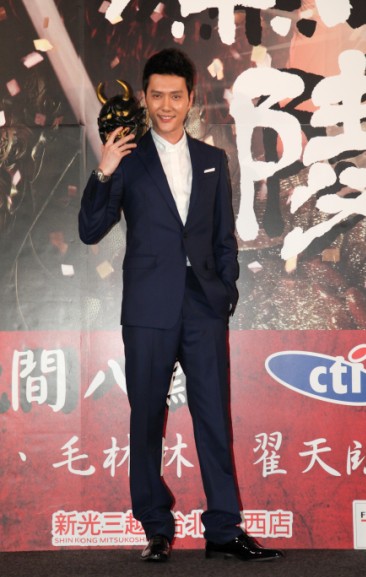 �T�B��������������