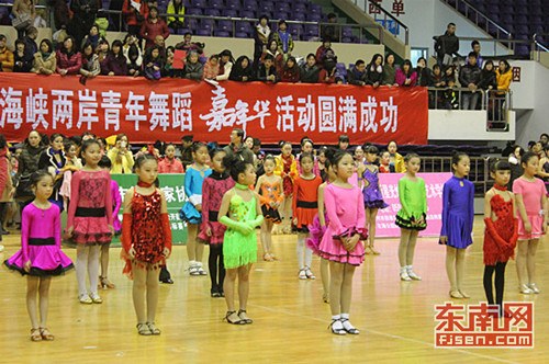 �ɰ�����������蹫�_ِ�����e�н�ǧ�˅��ӣ��D��