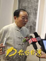 �����{�ɰ�һ���ˡ������R���R����չ�R���_չ