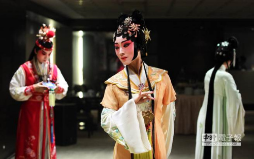 ����������Ժ���_�����ݡ��t�ǉ������D��