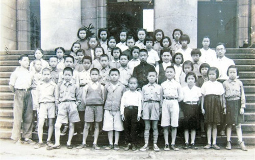 �����_���^Ҋ�Cһ������Ƭ����һ��68��ɰ��澉