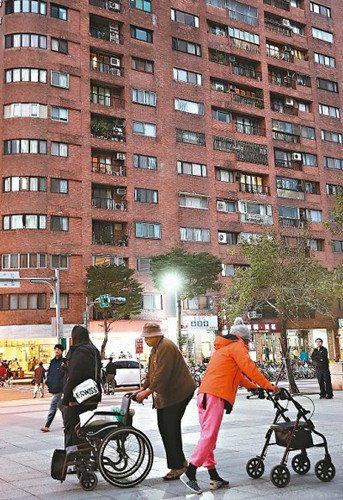 �_���F�����̘I���Է��B��94�q�������I9�f�_��