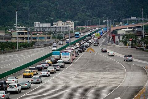 �����ײ�܇��ӿ�F�_�����F�˿͝M�����D��