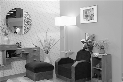 �_����չ��������������ײ�ں�