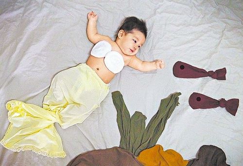 ����ĸ�H��˯��(m��ng)��Ů��׃�b�������~(y��)��ؔ(c��i)�񠔣��D��