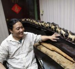 �����l���±������{���ӛ�߽�B������ʮ���R���D